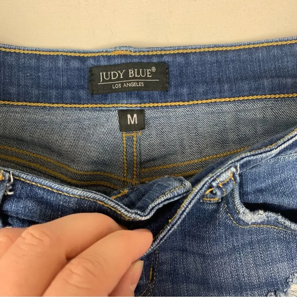 Judy Blue Women's medium denim Blue shorts distressed ruffle coastal cowgirl